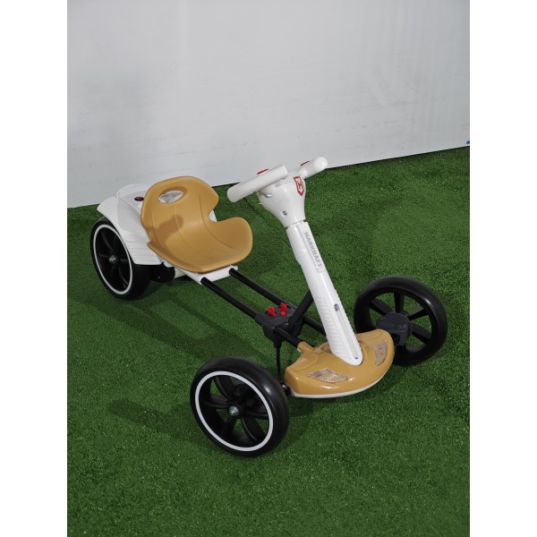 Kart electric pliabil, HARCRAFT, alimentare 12V, control parental prin telecomanda, 2 viteze , Inainte / Inapoi, Gold + Negru Kart electric pliabil, HARCRAFT, alimentare 12V, control parental prin telecomanda, 2 viteze , Inainte / Inapoi, Gold + Negru