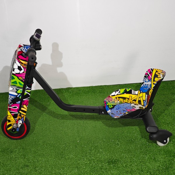 Tricicletă Electrică Copii cu Drift 360° – 350W, 36V, Bluetooth + Difuzor, Lumini LED, 20 km/h, Graffiti