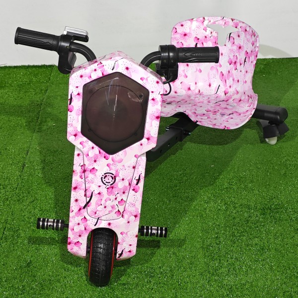 Tricicletă Electrică Copii cu Drift 360° – 350W, 36V, Bluetooth + Difuzor, Lumini LED, 20 km/h, Roses