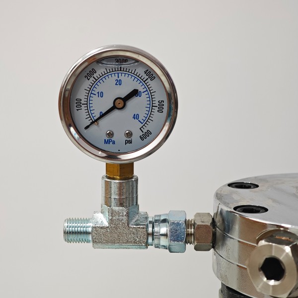 Pulverizator Airless Profesional German Meister 990, 3000 W, 3300 PSI, 16 L/min, Furtun 10 m, Pistol Profesional, pentru Lavabilă, Vopsele și Lacuri