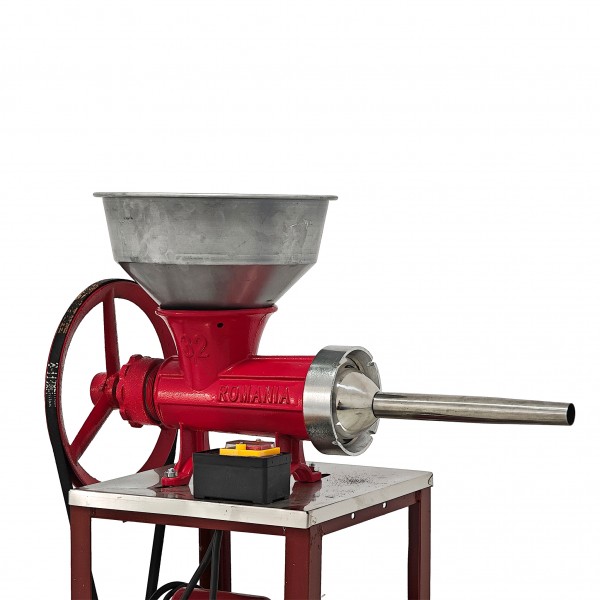 Masina de tocat carne profesionala, German Meister, 1,2 kw, 1400 rpm , nr 32 , palnie inox