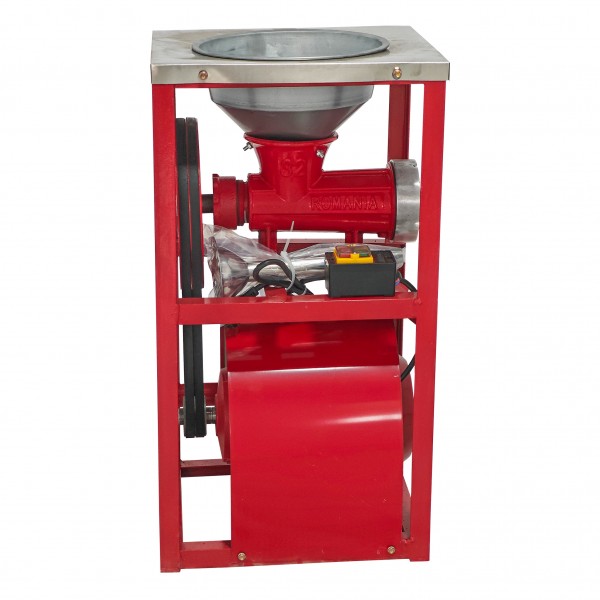 Masina de tocat carne profesionala, German Meister, 1,2 kw, 1400 rpm , palnie inox, nr 32, buton on/off , 2 curele