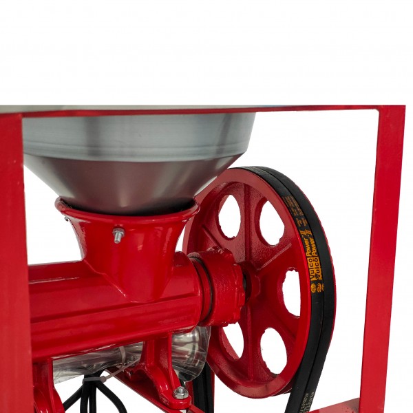 Masina de tocat carne profesionala, German Meister, 1,2 kw, 1400 rpm , palnie inox, nr 32, buton on/off , 2 curele